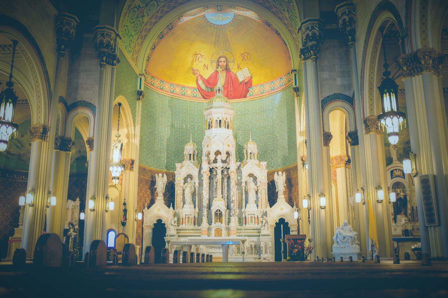 10 Tools to Help You Offer Your Praise to God