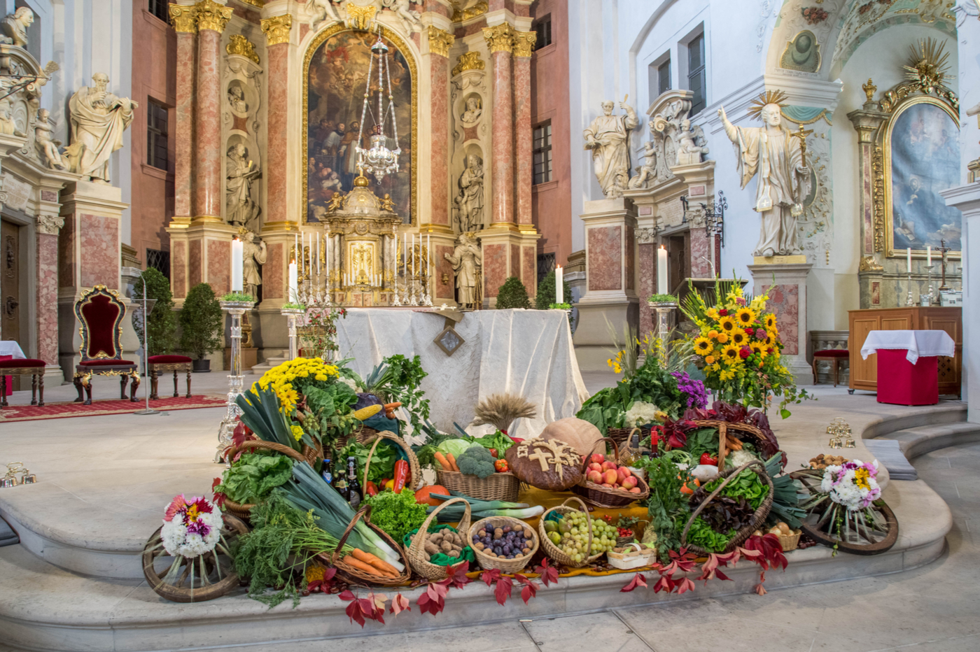 Seven Tips for Catholics to Live Thanksgiving
