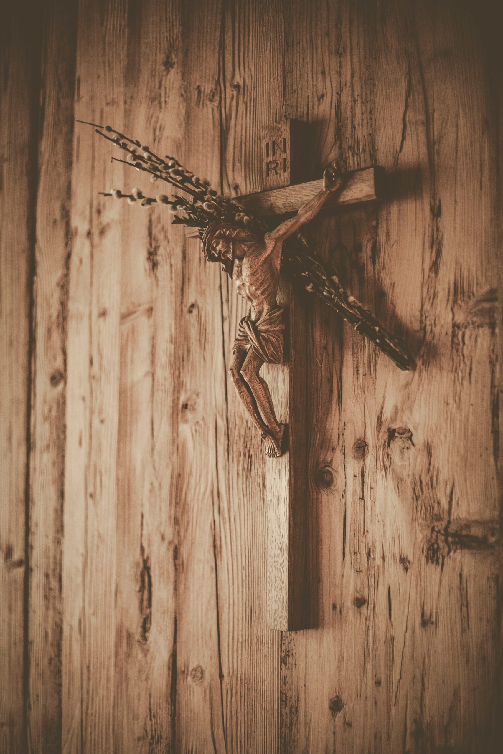 To Our Priests: Lead Us to the Foot of the Cross