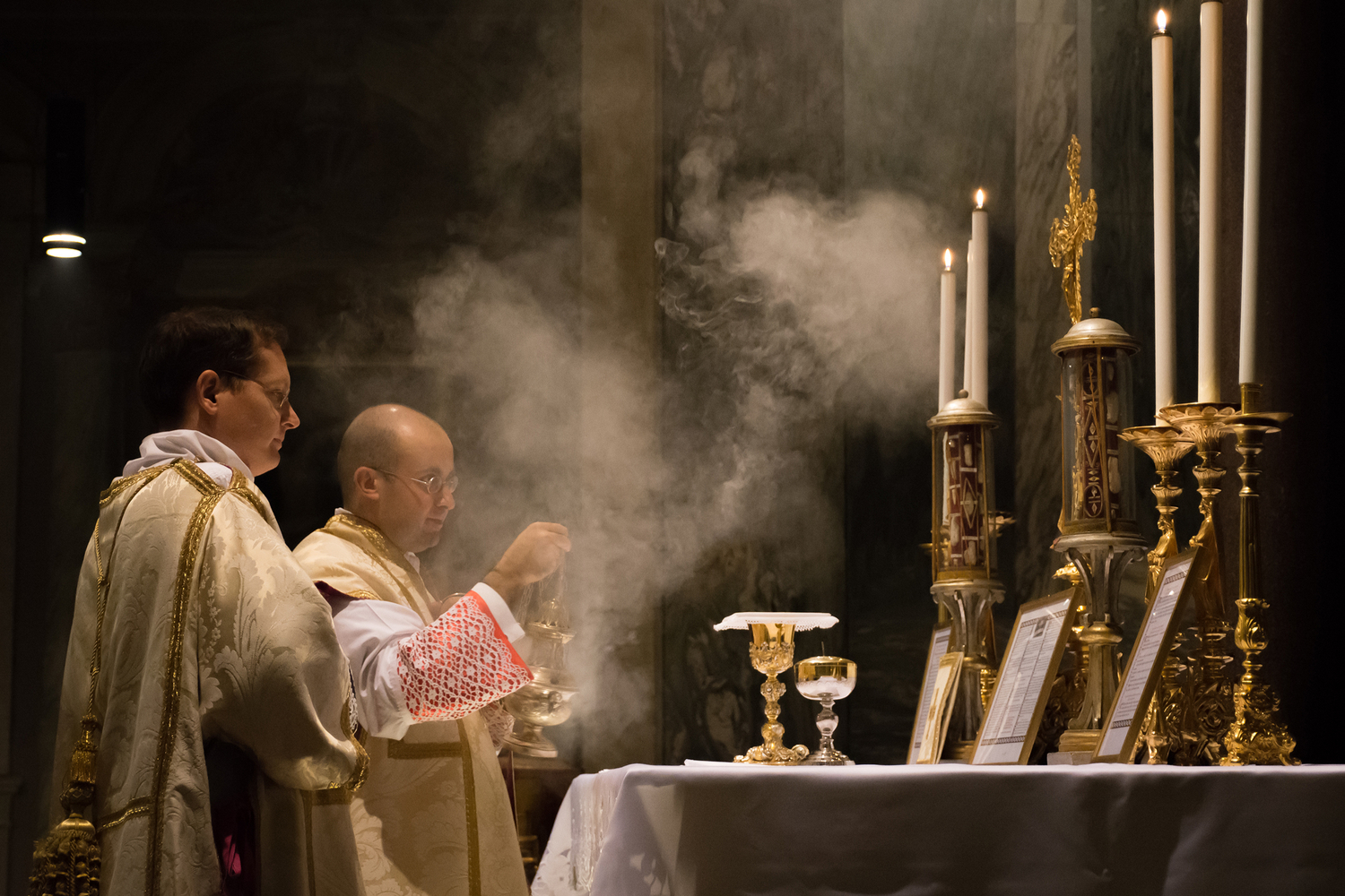 The 54-Day Rosary Novena Our Priests Need Us to Pray