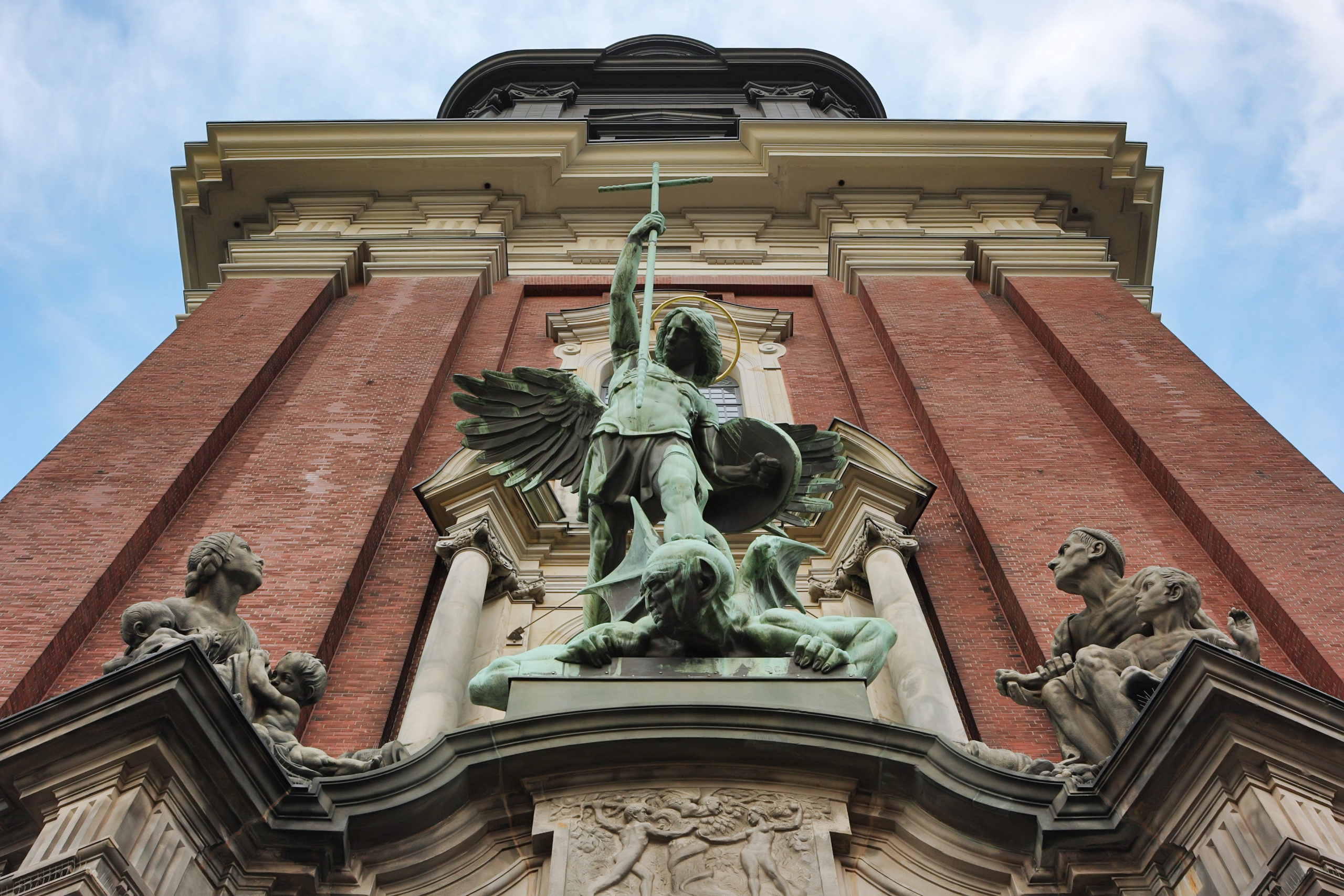 Exorcist Diary: The Work of the Angels in the Ministry of Exorcism