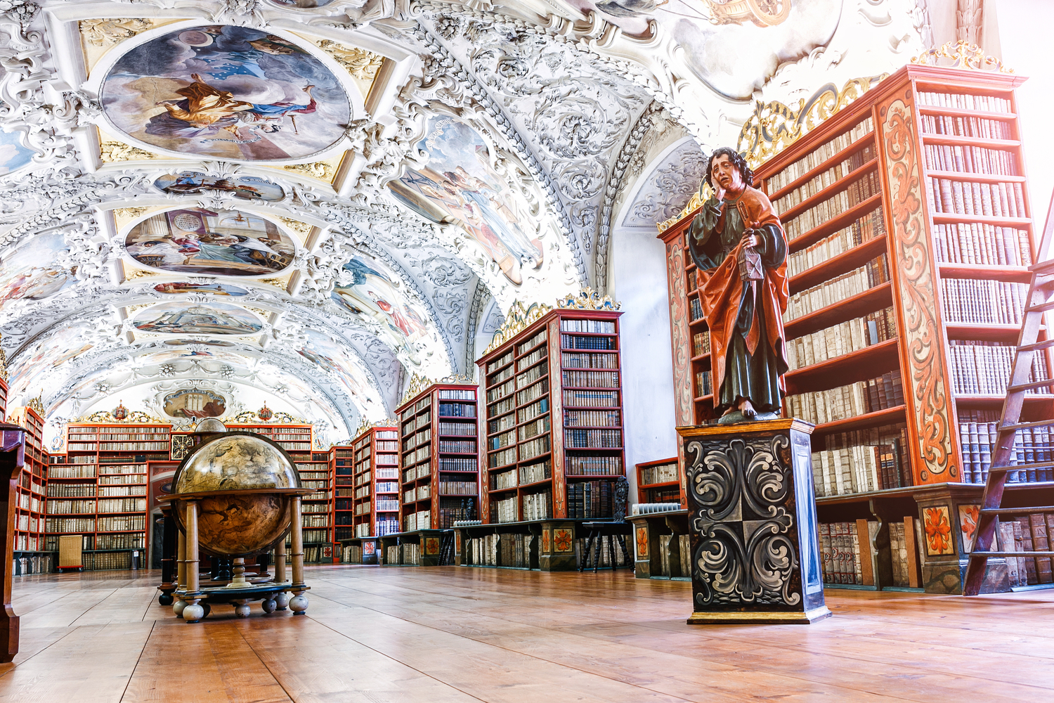 Science Confirms Saintly Wisdom: Reading Books [not the internet] Helps us Pray