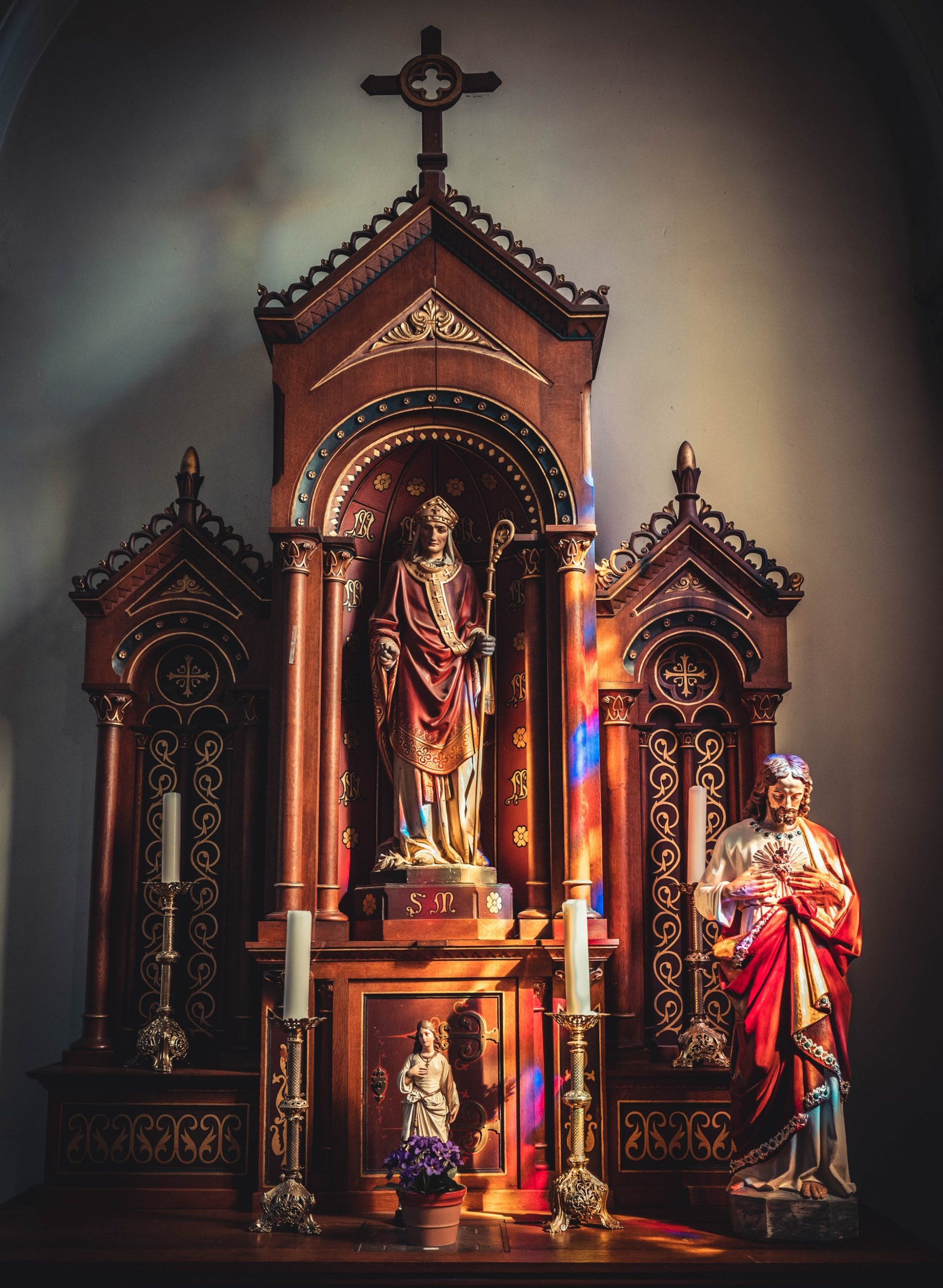 We Need To Build Intentional Prayerful Communities Now